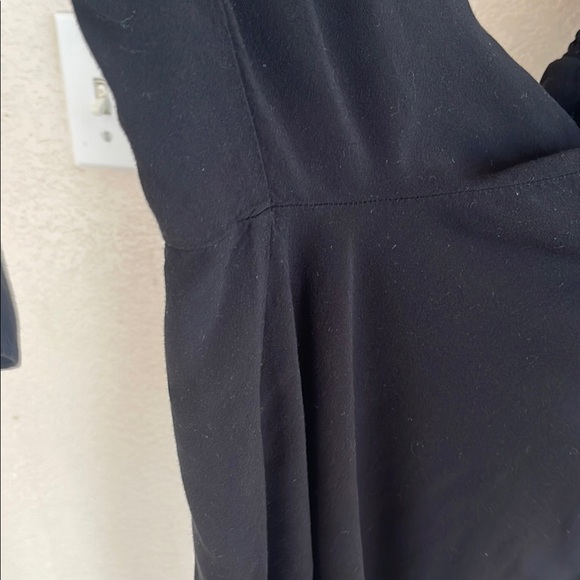 Black V-Neck Flutter Sleeve Cocktail Gown - Picture 4 of 10